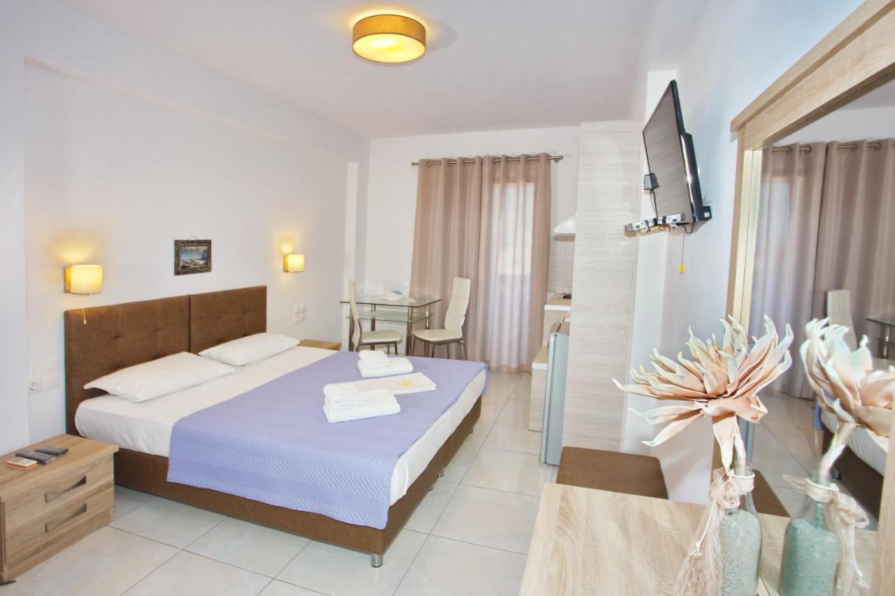 Aspous Studios And Rooms Σκύρος Εξωτερικό φωτογραφία