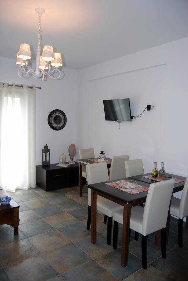Aspous Studios And Rooms Σκύρος Εξωτερικό φωτογραφία